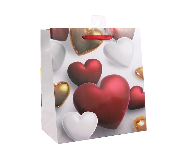 heart shape valentine gift bag