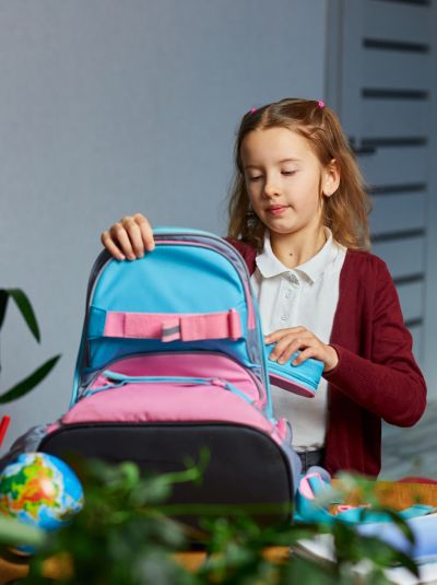 school bags supplier